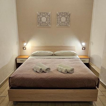 Hostel Josef Palermo Eksteriør bilde