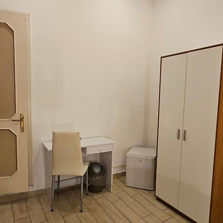 Hostel Josef Palermo Eksteriør bilde