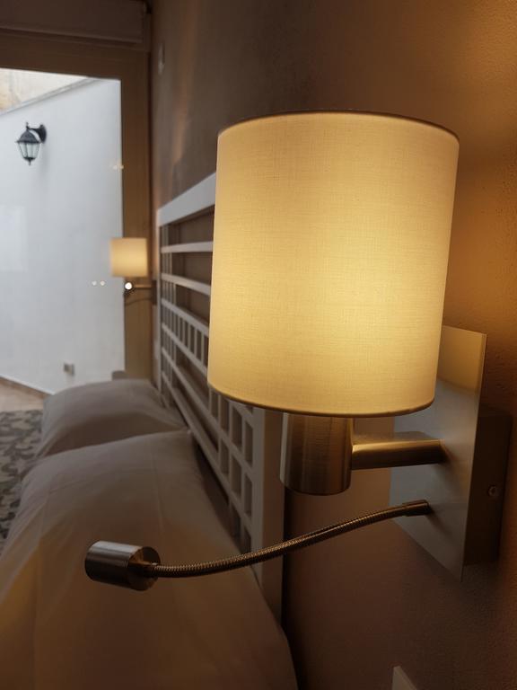 Hostel Josef Palermo Eksteriør bilde
